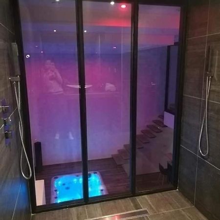 magnifique loft avec jacuzzi et sauna privatif Ferriere-la-Grande Exterior foto