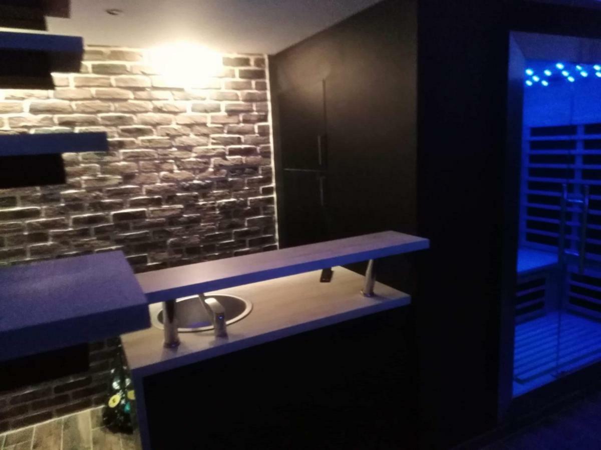 magnifique loft avec jacuzzi et sauna privatif Ferriere-la-Grande Exterior foto